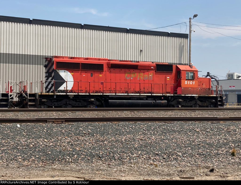 CP Rail PacMac SD40-2 St Paul MN June 2023